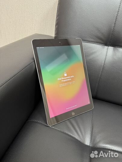 iPad 128gb (6th generation) wi-fi + cellular 2018