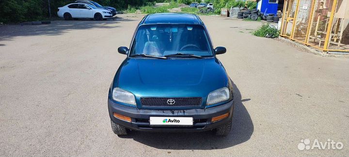 Toyota RAV4 2.0 AT, 1995, 280 000 км
