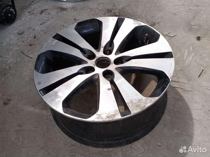 Диск литой r18 Kia Sportage