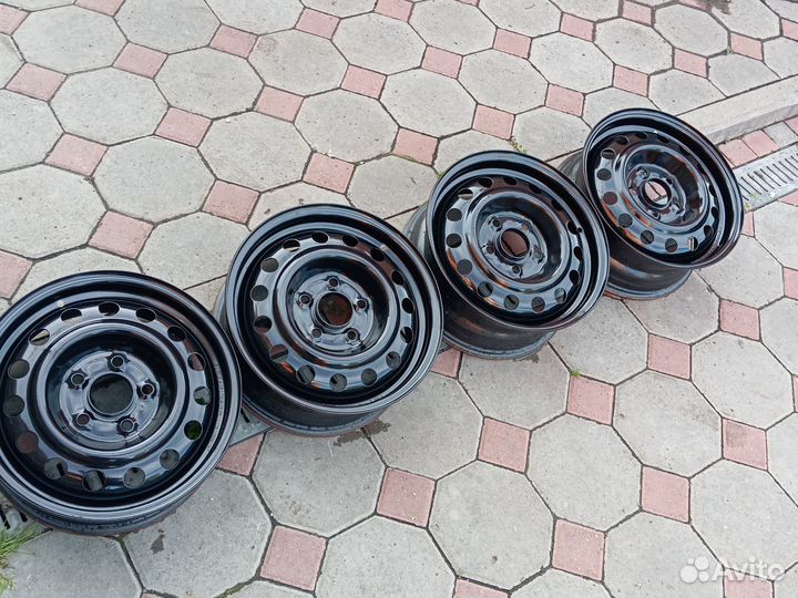 Штампованные диски 5x114.3 r 15