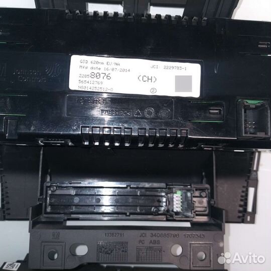 Дисплей,панель управления opel astra J