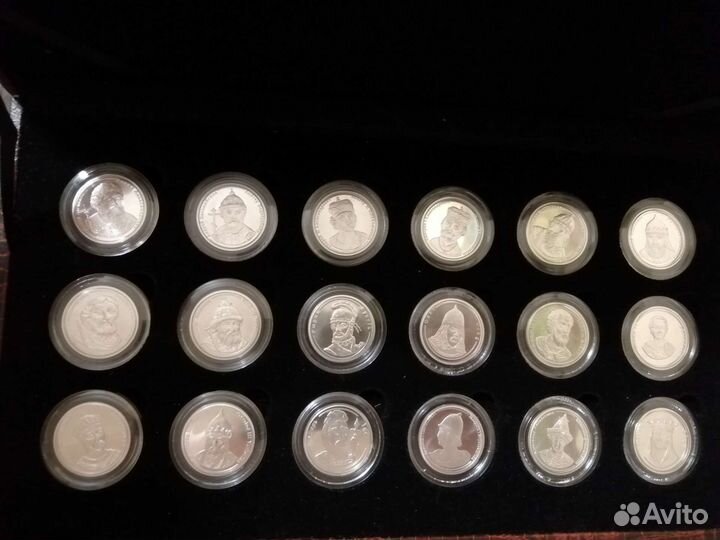 2 комплекта серебряных монет 