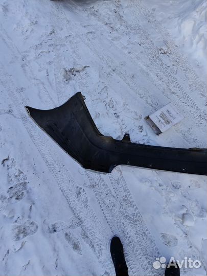 Задний бампер универсал Aventis 255 Toyota