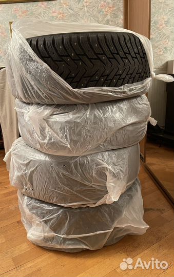 Nokian Tyres Hakkapeliitta 8 SUV 265/50 R20 111T