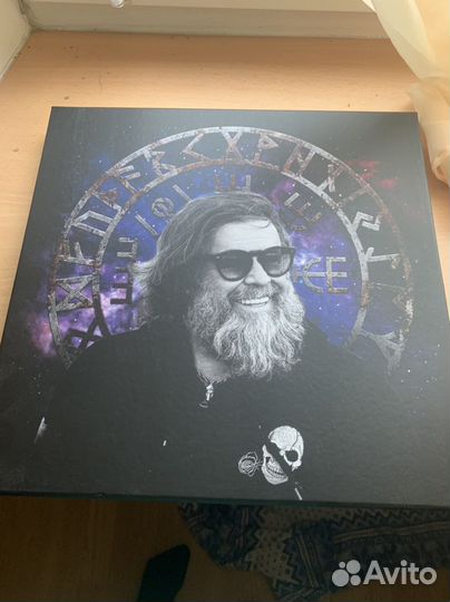 Коллекционный бокс с пластинкой и автографом бг