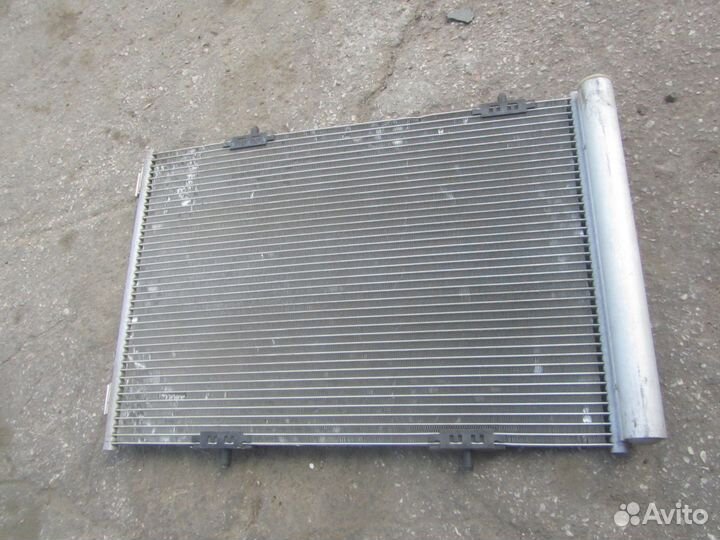 Радиатор кондиционера peugeot 208