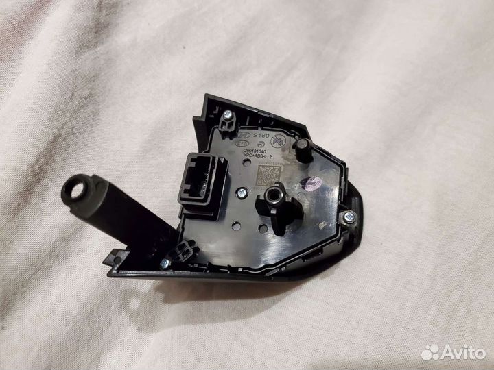 Блок кнопок от Киа Рио 4