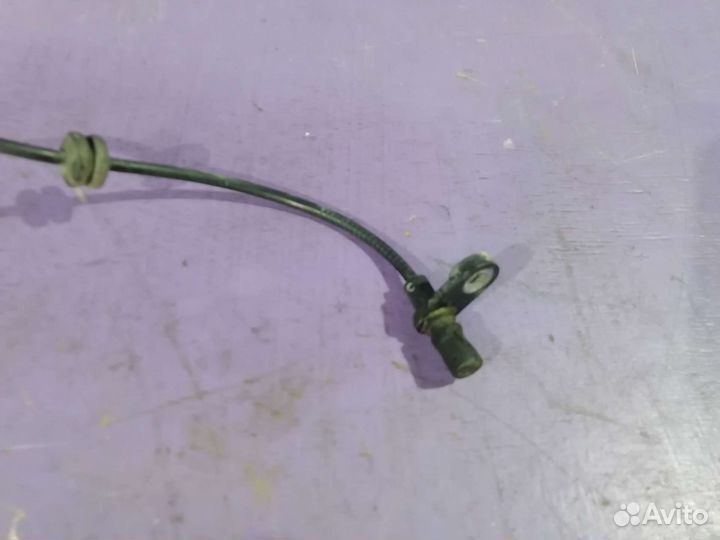 Датчик abs задний nissan sentra b17