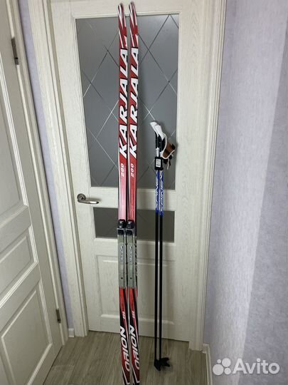 Беговые лыжи классические новые