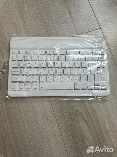 Клавиатура беспроводная белая