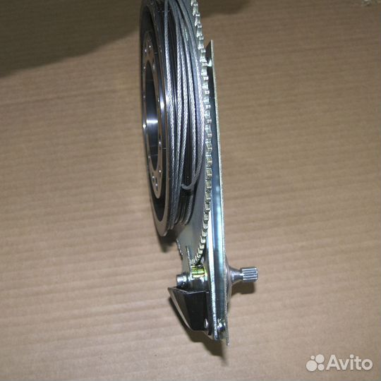 Стеклоподъемник двери маз левый (см)