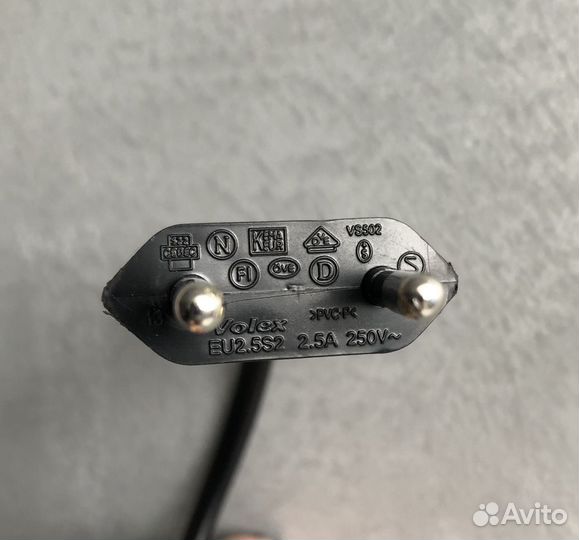 Кабель питания IEC C7