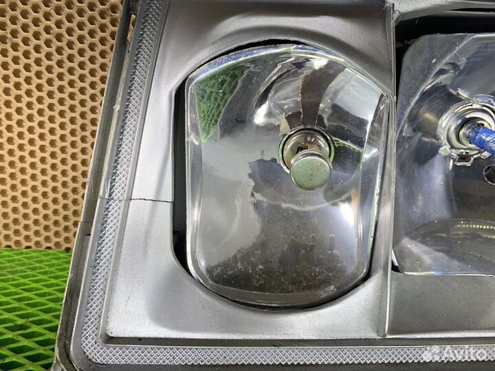 Фара левая mercedes benz w124