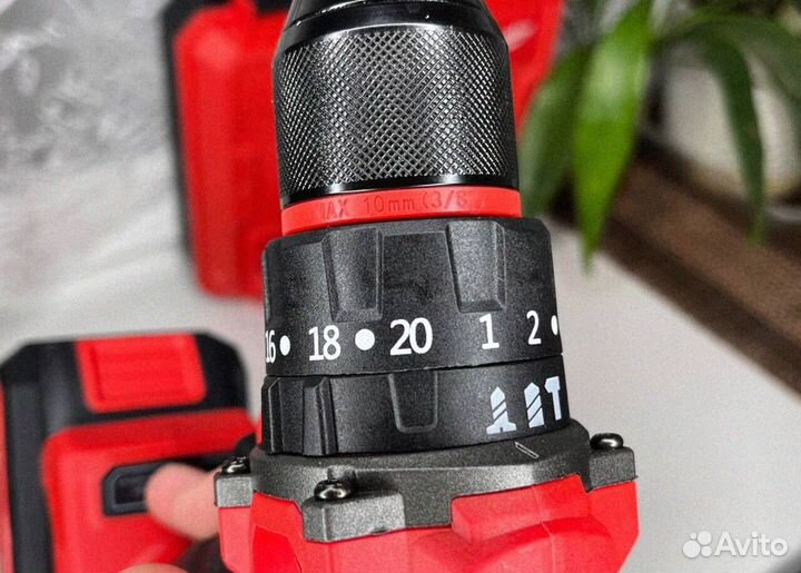 Шуруповерт (Абсолютно новый)