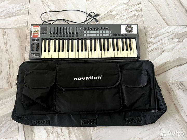 Novation Launchkey 49 midi-клавиатура + чехол