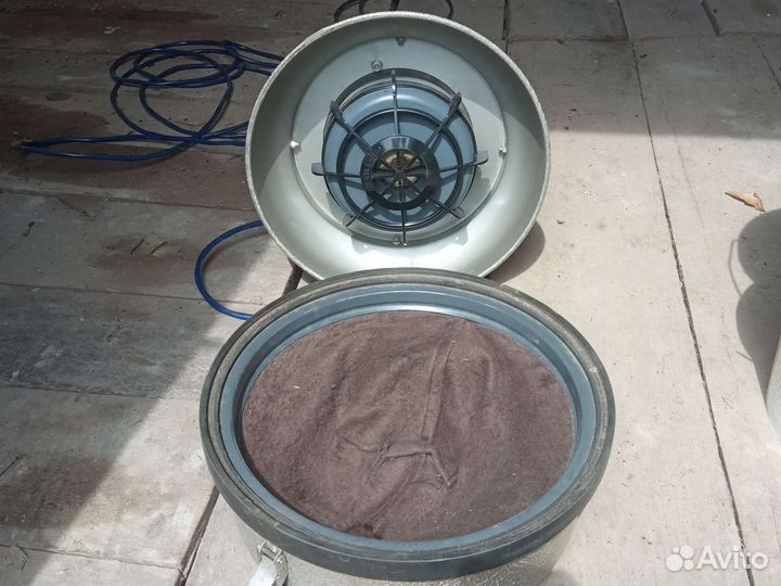 Антиквариат СССР пылесос