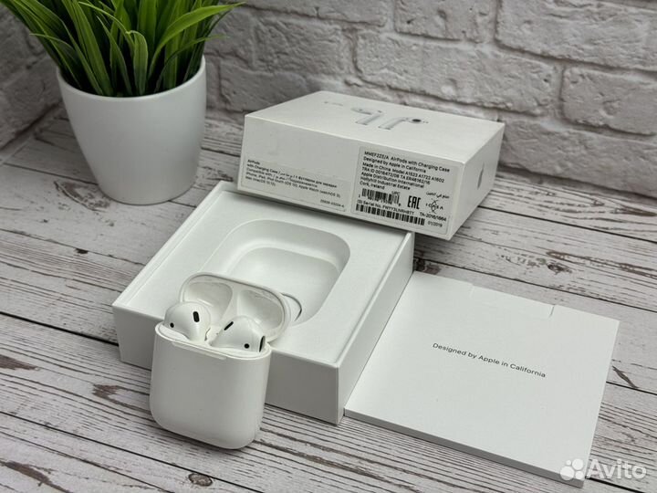 Беспроводные наушники Apple AirPods 1