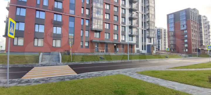 Продуктовый магазин в жилом комплексе, 188 м²