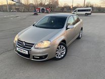 Volkswagen Jetta 1.6 AT, 2009, 145 000 км, с пробегом, цена 825 000 руб.