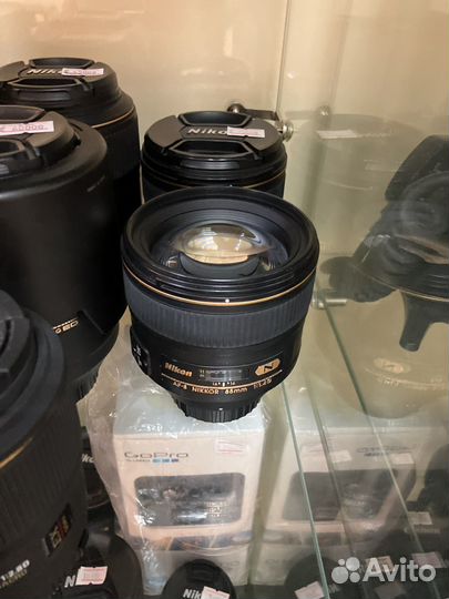 Портретный объектив Nikon AF-S 85mm f/1.4G (N)