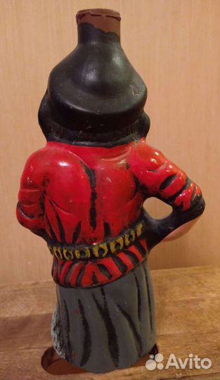 Статуэтка бутылка графин