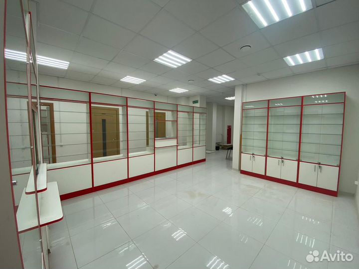 Витрины для аптеки назаказ