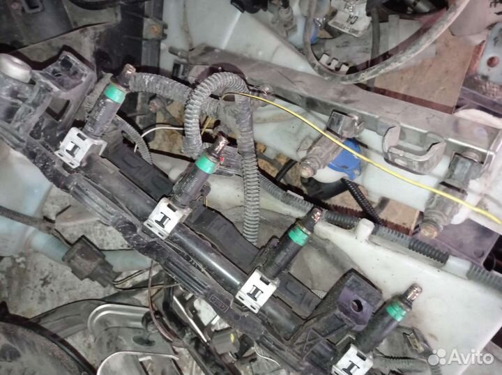 Ford focus 2 c Max 1.6 1.8 2.0 рампа топливная