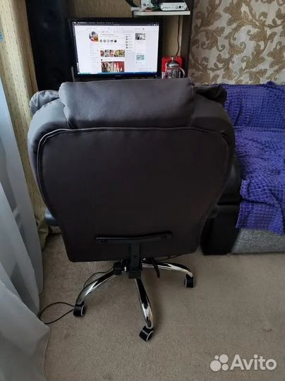 Кресло для игр. Игровое кресло с массажем