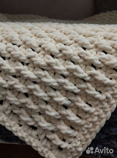 Плед детский вязаный ручная работа