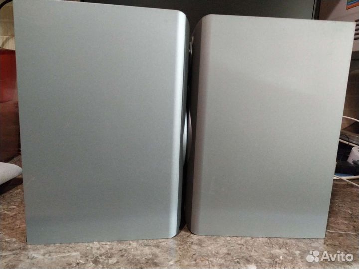 Акустические колонки JBL E20