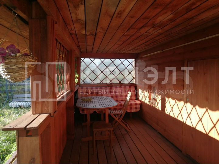 Дом 25,9 м² на участке 23,3 сот.