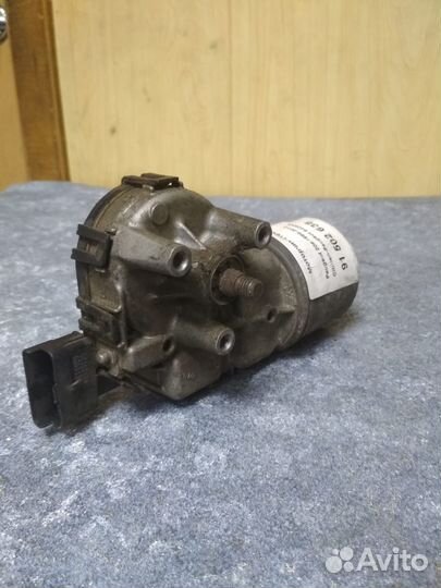 Моторчик стеклоочистителя передний Peugeot 206