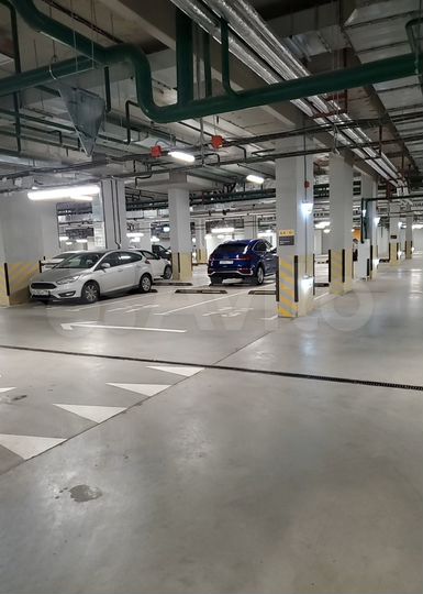 Машиноместо, 14 м²