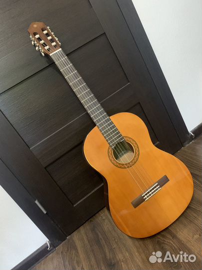 Гитара Yamaha c40
