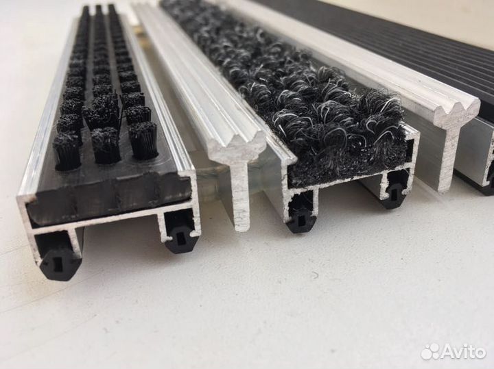 Алюминиевые грязезащитные решетки