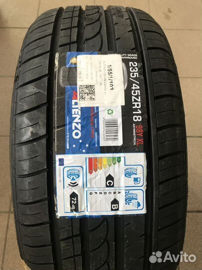 Altenzo Sport Comforter 235/45 R18 98Y