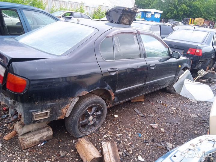 Коллектор выпускной Nissan Primera P11