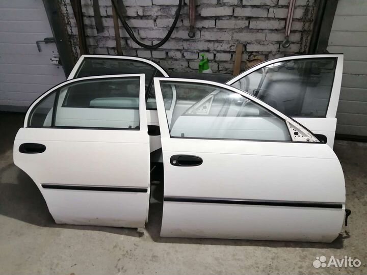 Двери крышка багажника тойота