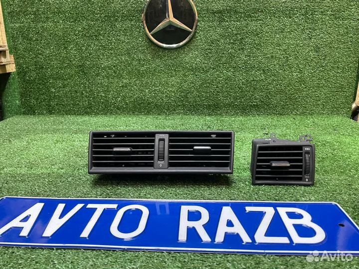 Дефлектор воздуховод на Мерседес w202