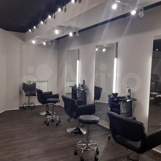 Салон красоты, 100 м²