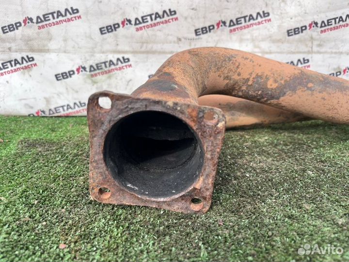 Приемная труба глушителя Audi 100 C4 седан 2 1991