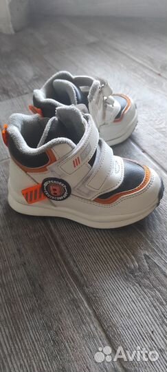 Ботинки-кроссовки детские 23 размер