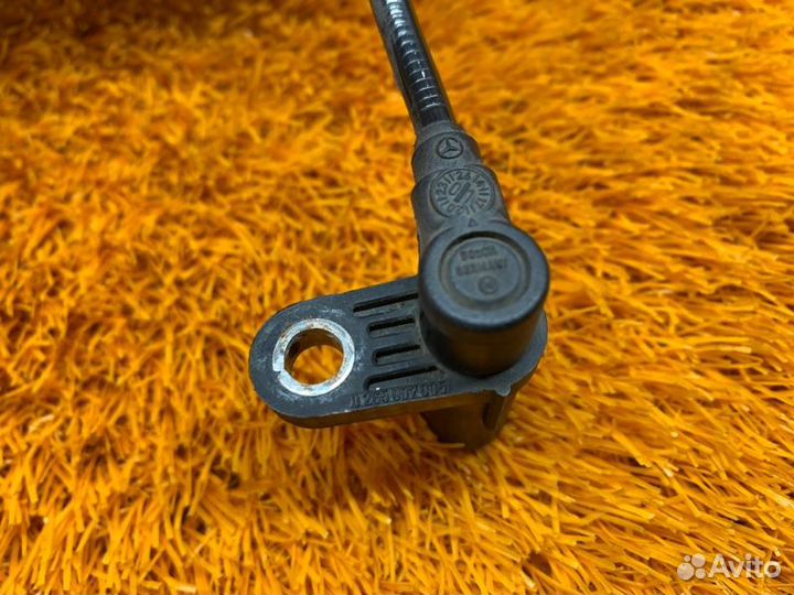 Датчик ABS задний правый Mercedes-Benz S-Class