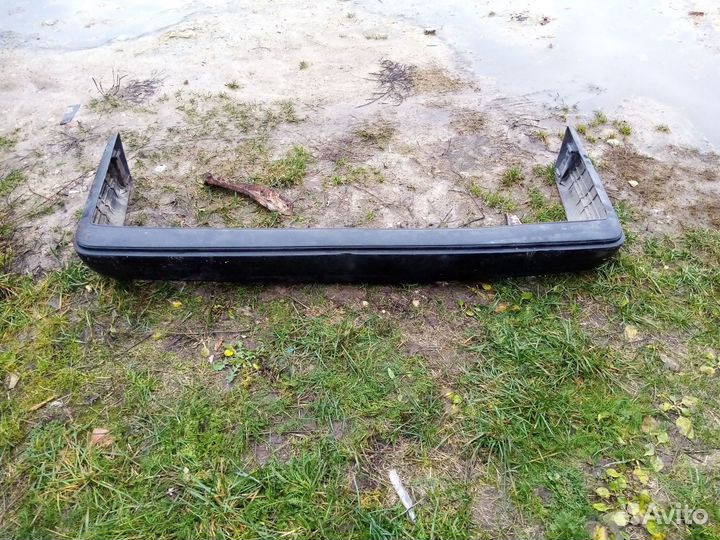 Задний бампер volkswagen golf jetta 2 85-92