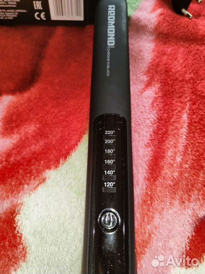Выпрямитель для волос Redmond