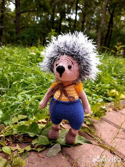 Вязаная игрушка Ёжик