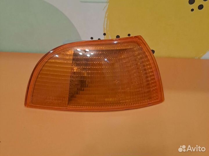 Фонарь указателя поворота Правый Fiat Punto (1993