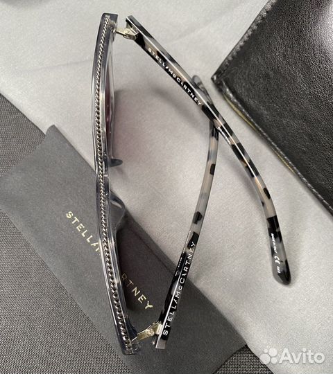 Солнечные очки Stella McCartney