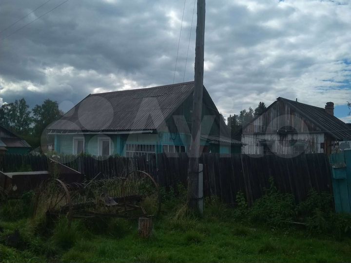 Дом 26,4 м² на участке 15 сот.