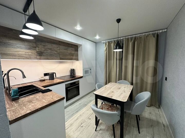 2-к. квартира, 54 м², 6/9 эт.